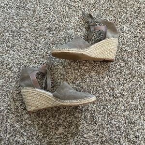 Caslon espadrilles